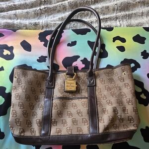 Dooney & Bourke tote bag